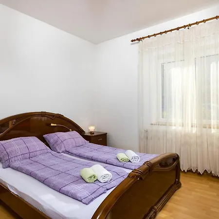 Meri Apartment *